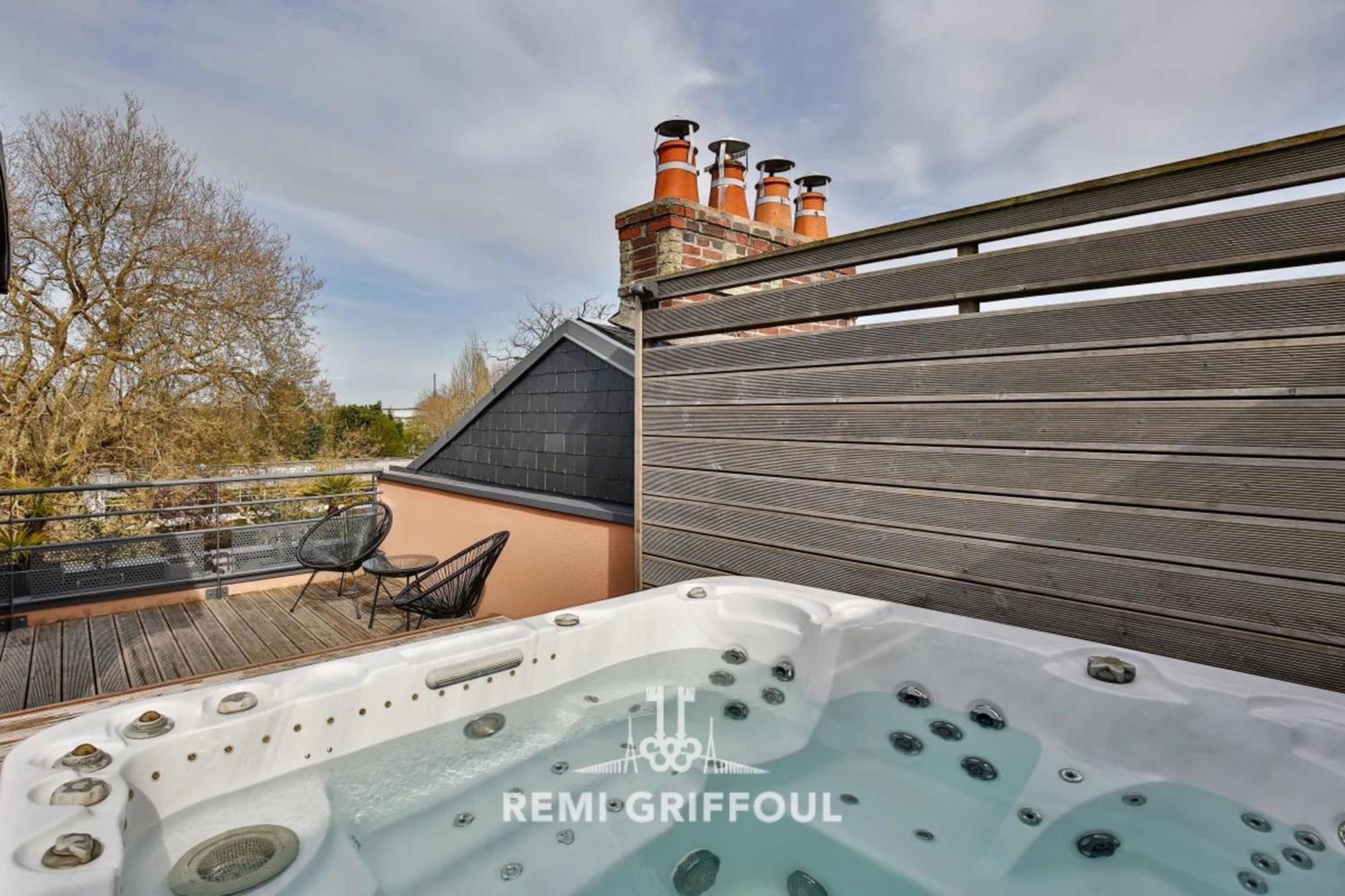 The Cosmopolitan Architect Design Home With Rooftop Jacuzzi 8 Guests Honfleur Dış mekan fotoğraf